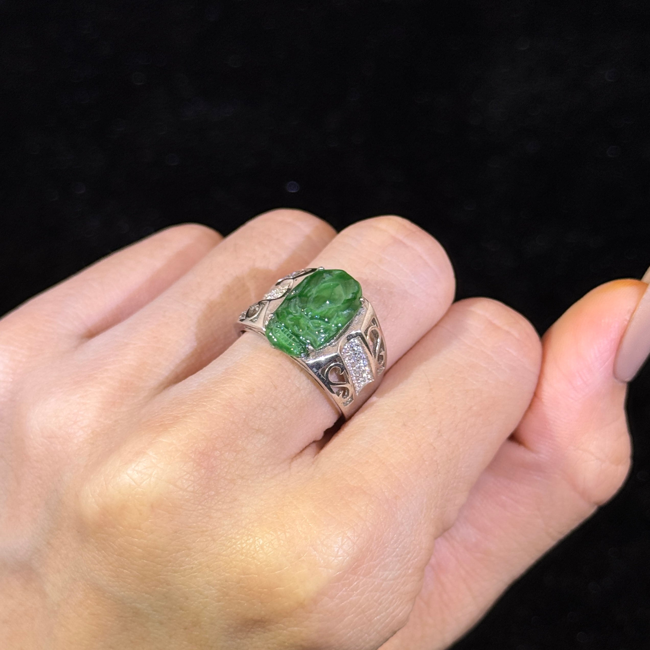 925 Sliver Type A Green Jade Dragon Head Ring